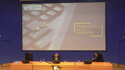 Protexéndonos dos hackers	 - Curso superior en ciberseguridade